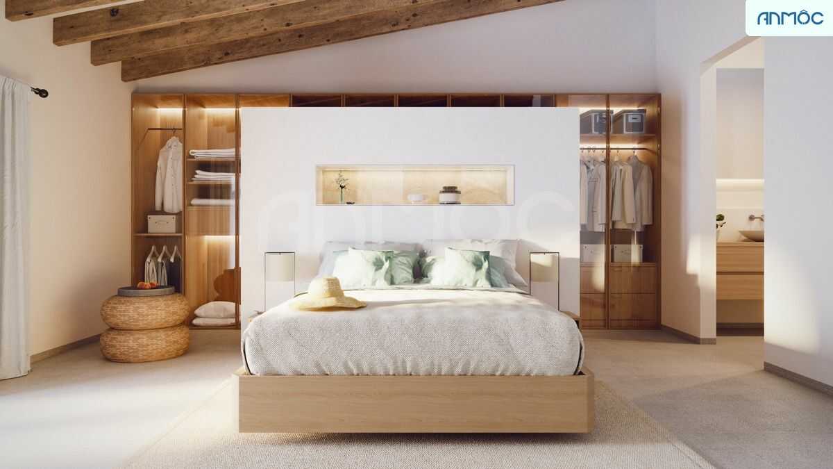 Hệ thống tủ lưu trữ được đặt sau giường ngủ với kích thước lớn giúp lưu trữ khối lượng đồ đạc lớn cho phòng ngủ Master. Kiểu thiết kế cửa lùa kết hợp cửa mở bằng kính giúp phòng ngủ trở nên ấm áp và sang trọng