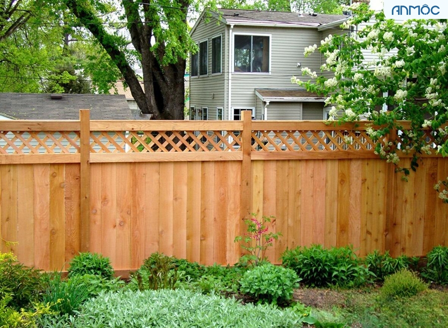 Mẫu thiết kế tường rào đẹp bằng gỗ