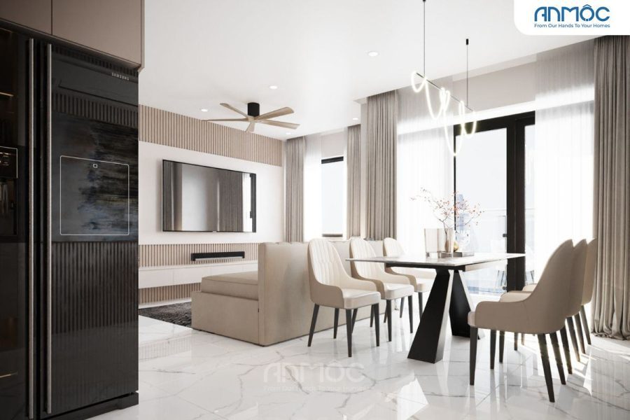 Tổng quan phòng khách và ăn liền mạch, với tủ lạnh đen nổi bật ở góc, sàn lát gạch vân đá và cửa sổ lớn đón ánh sáng tự nhiên