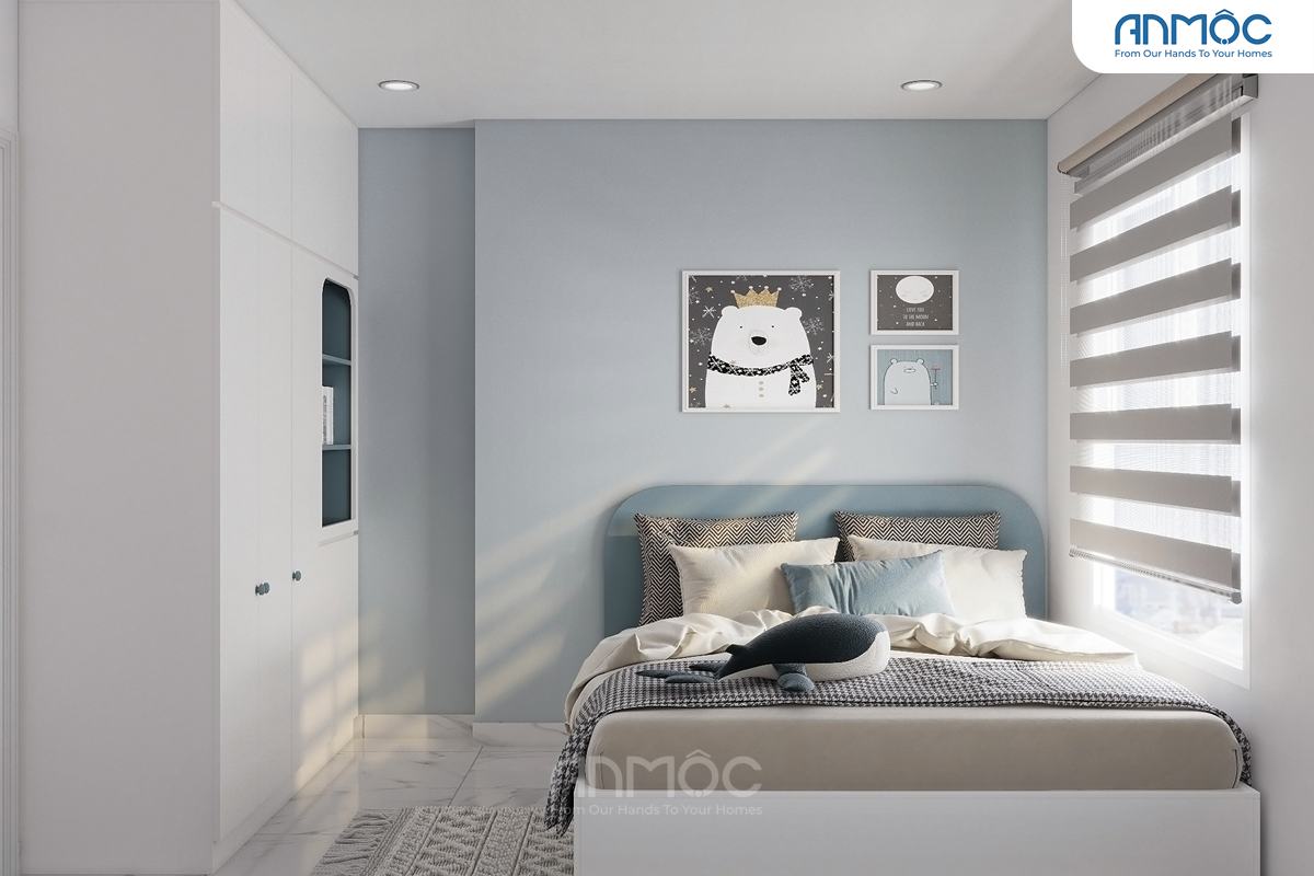 Giường ngủ trẻ em đầu giường bọc nệm màu xanh ngọc, kèm rèm cửa sọc ngang và thảm trải sàn họa tiết