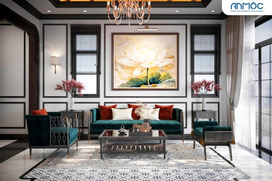 Phòng khách tân cổ điển với sofa nhung xanh ngọc, điểm nhấn là tranh sen trắng lớn và đèn chùm vàng sang trọng.