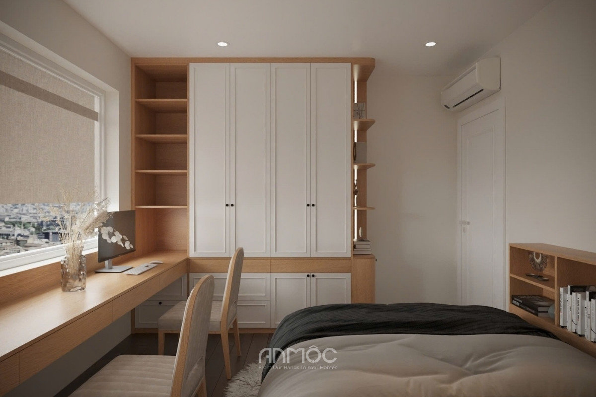 Phòng ngủ 1 hiện đại với tủ áo kịch trần, bàn làm việc cạnh cửa sổ, tông màu trắng – gỗ