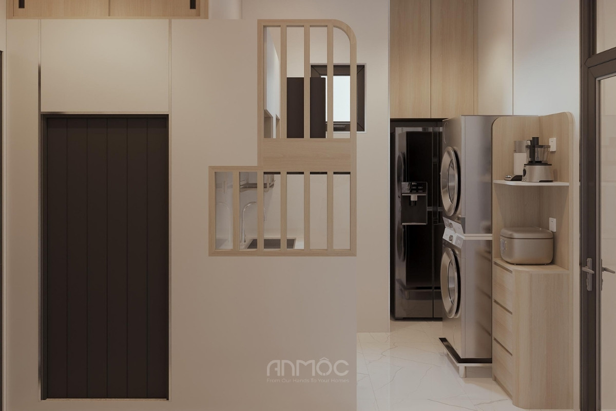 Vách bếp kết hợp khung lam gỗ, tạo điểm ngăn cách giữa khu vực bếp và không gian sinh hoạt